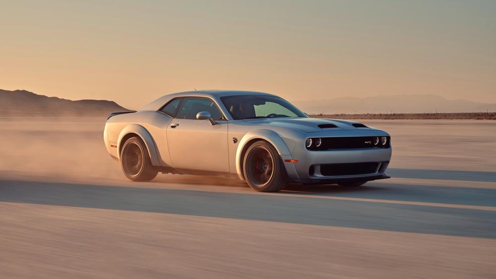 Dodge Challenger SRT Hellcat wallpaper
