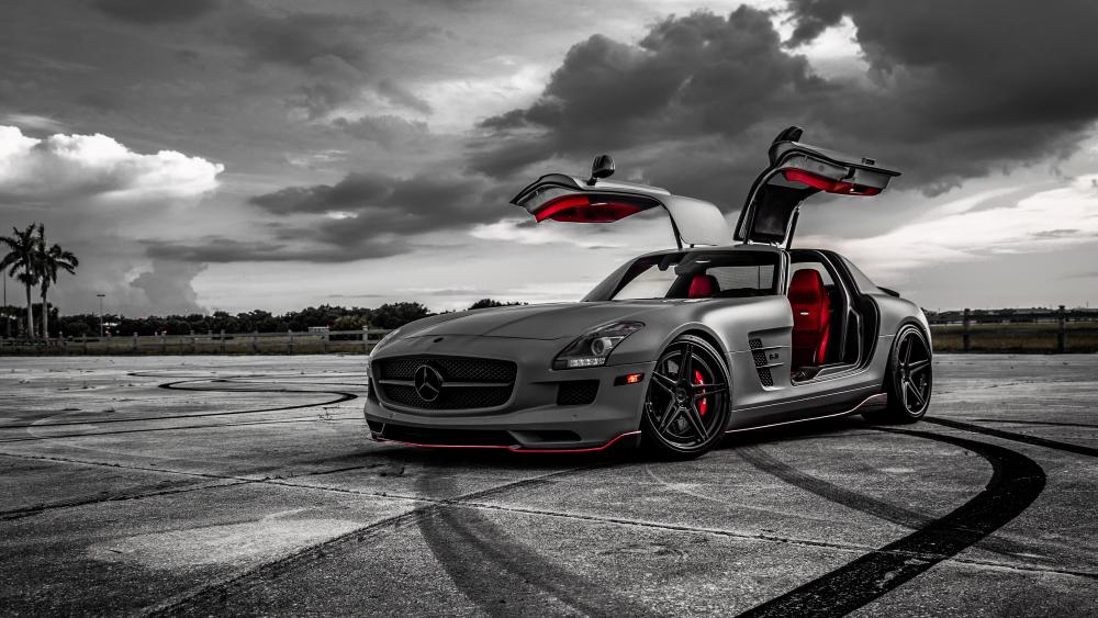 Mercedes-Benz SLS AMG gullwing doors wallpaper