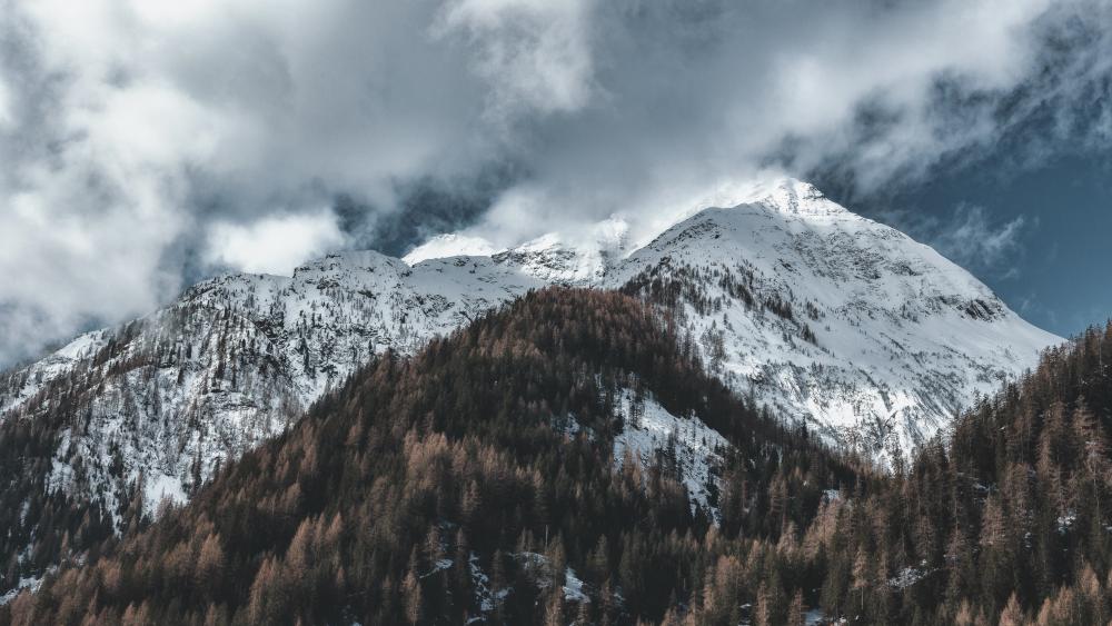 Snow-capped mountain wallpaper