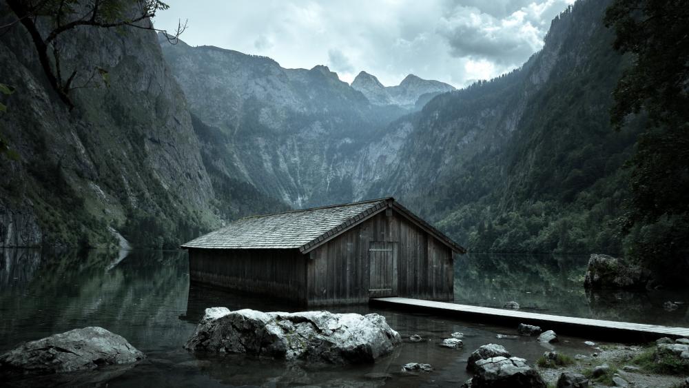 Boathouse on Obersee Lake wallpaper