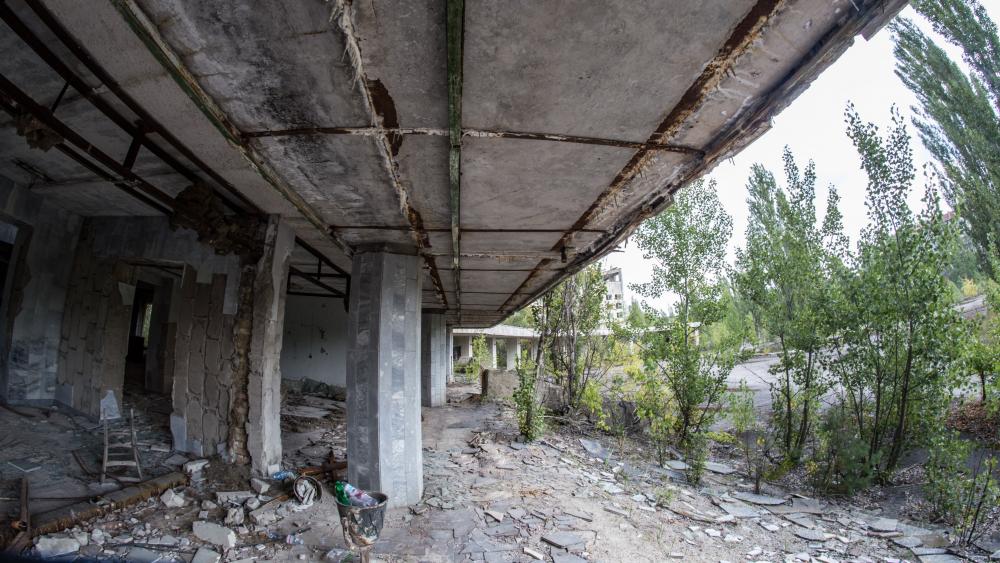 Ruins after the Chernobyl disaster wallpaper