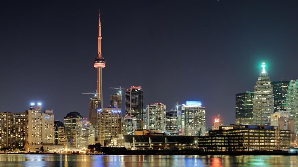 Toronto Skyline and the CN Tower wallpaper