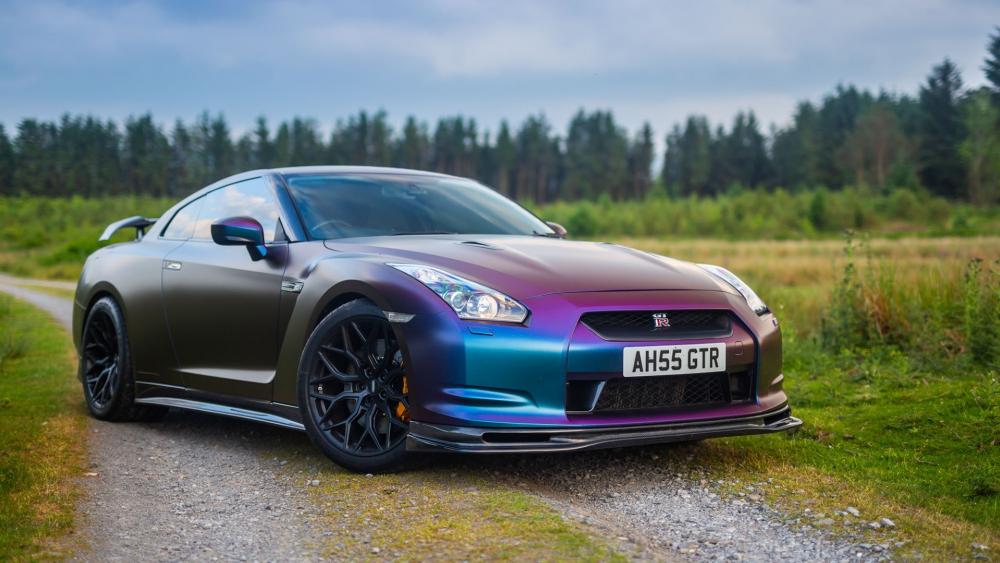 Nissan GTR хром