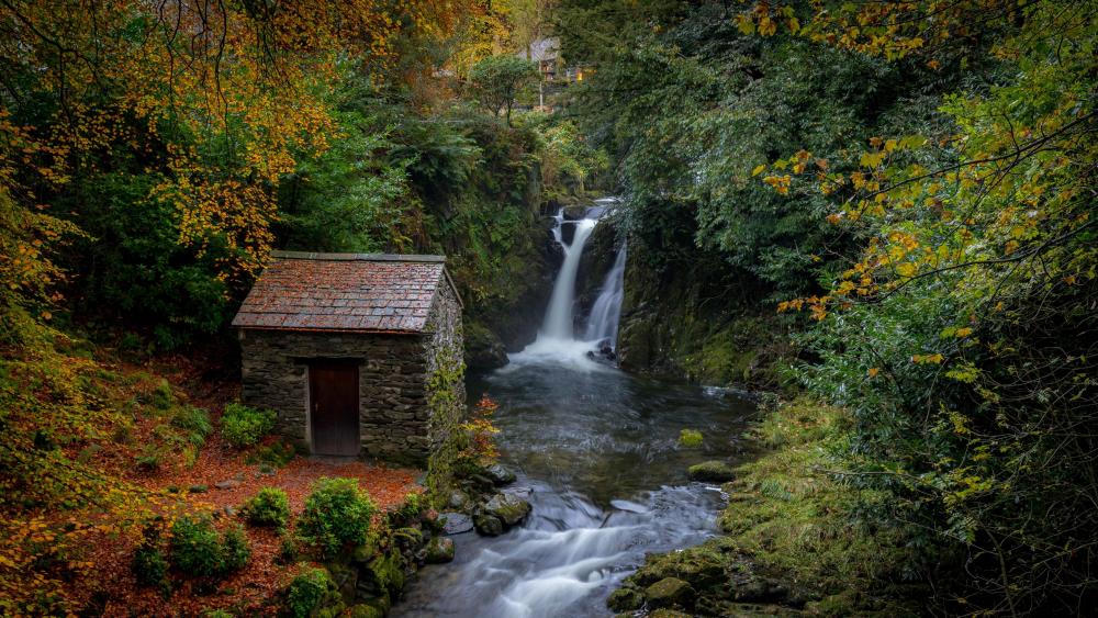 Rydal Falls wallpaper