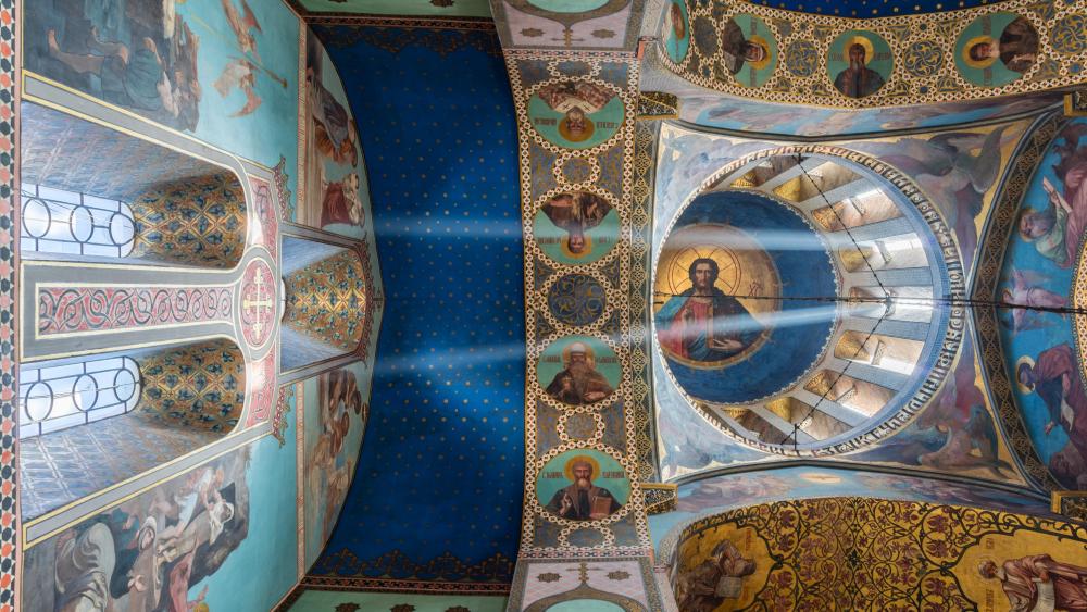 Murals on the Ceiling of the Tbilisi Sioni Cathedral wallpaper