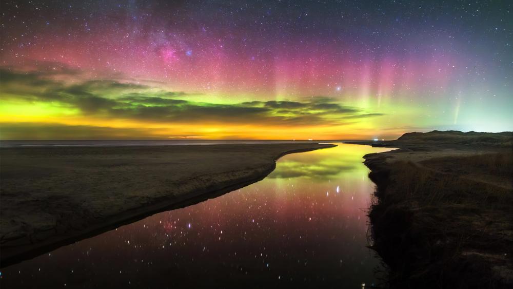 Polar Lights Over Denmark wallpaper