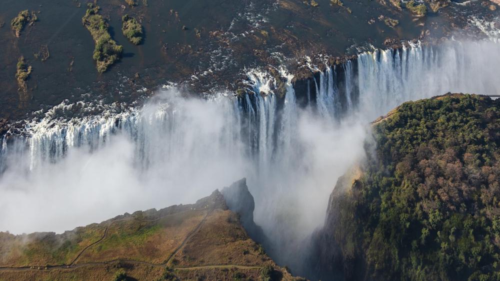 Victoria Falls (Victoria Falls National Park) - backiee