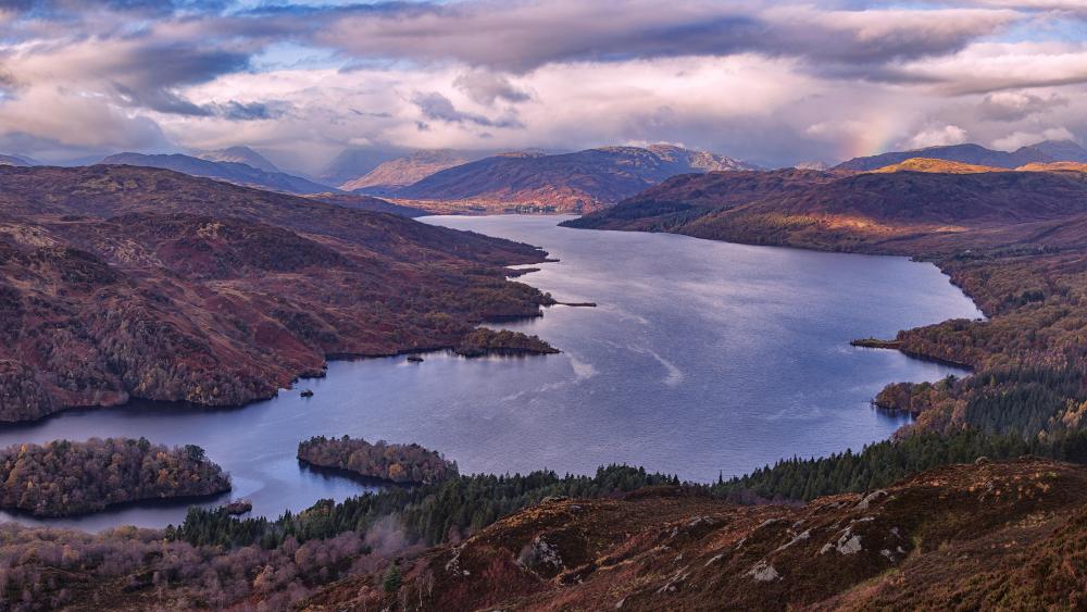 Panoramic view of Loch Katrine, Loch Lomond and The Trossachs National Park wallpaper