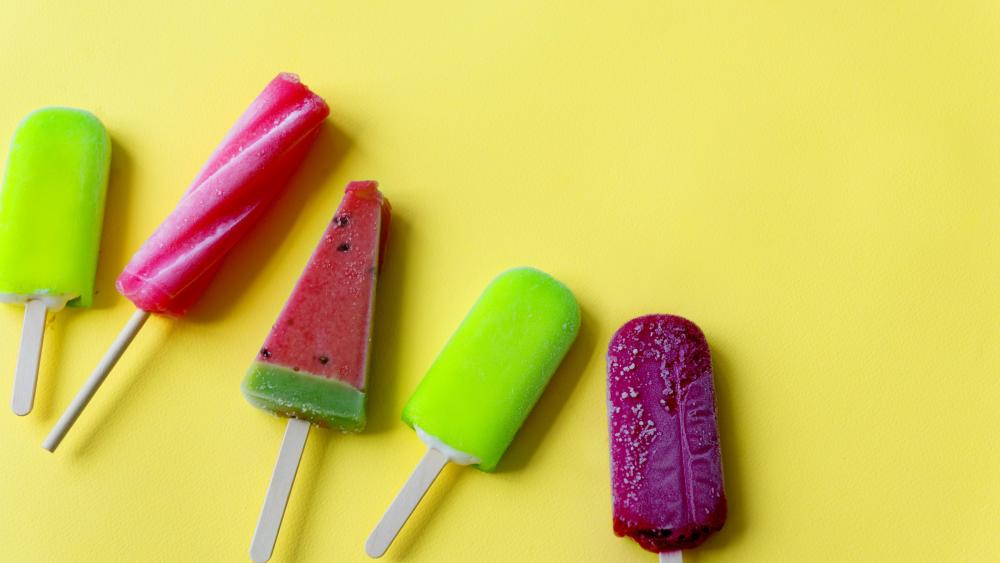 Summer popsicles wallpaper