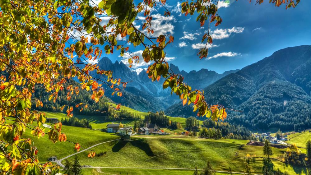 Funes Valley, Italy wallpaper
