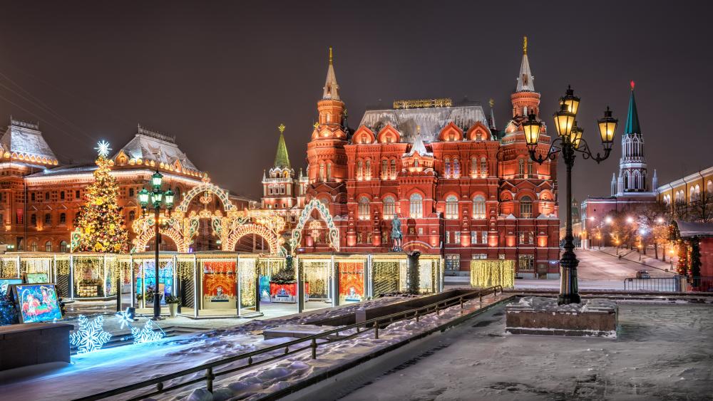 The State Historical Museum in Moscow wallpaper