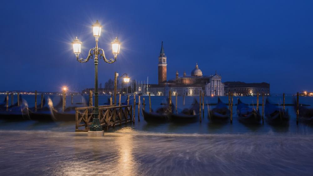 Gondolas wallpaper