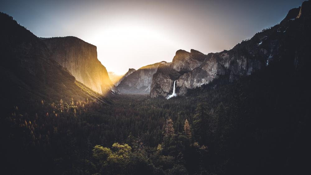 Yosemite Valley wallpaper