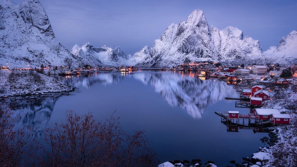 Reinefjorden reflection wallpaper
