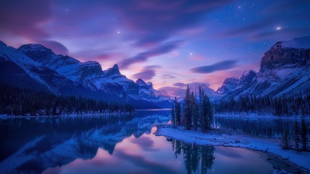 Spirit Island (Maligne Lake, Jasper National Park) wallpaper