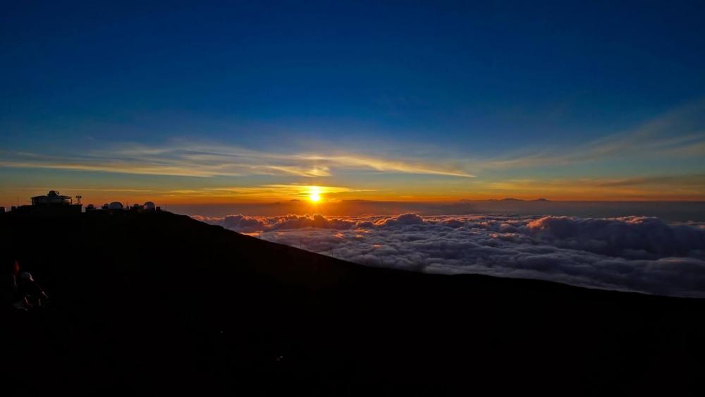 Sunset Above the Clouds wallpaper
