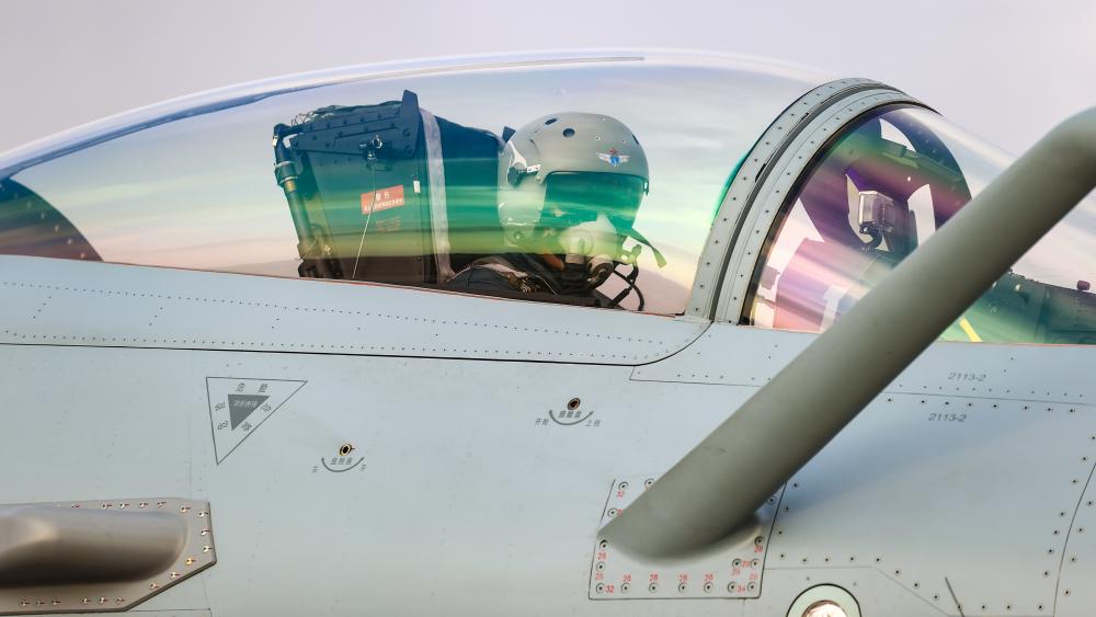 PLAAF J-10 wallpaper