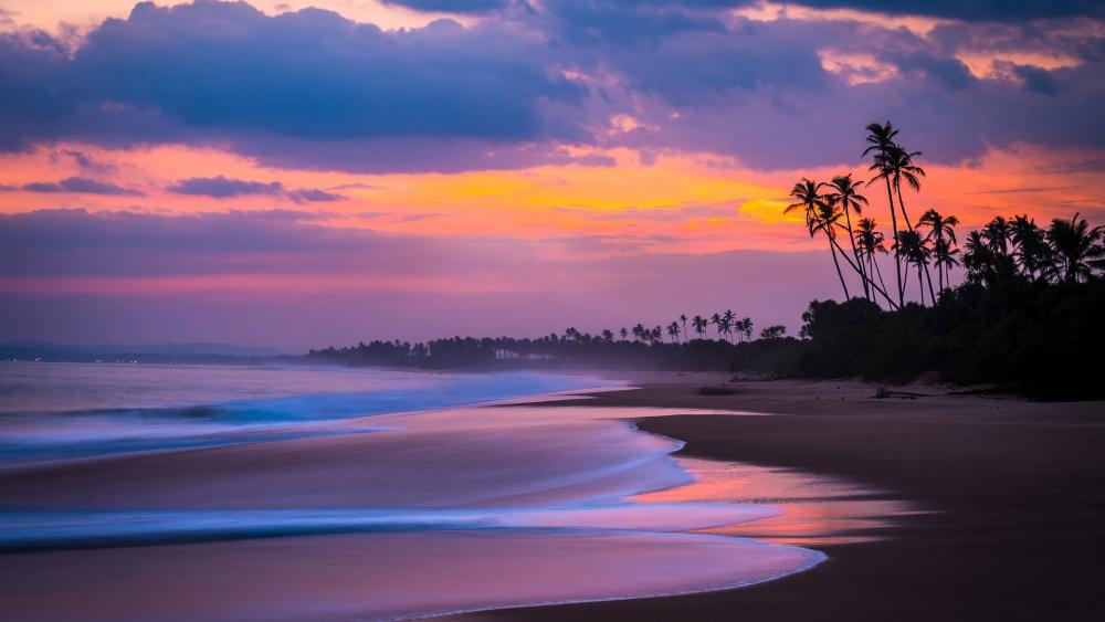 Sunset at Tangalle beach, Sri Lanka wallpaper