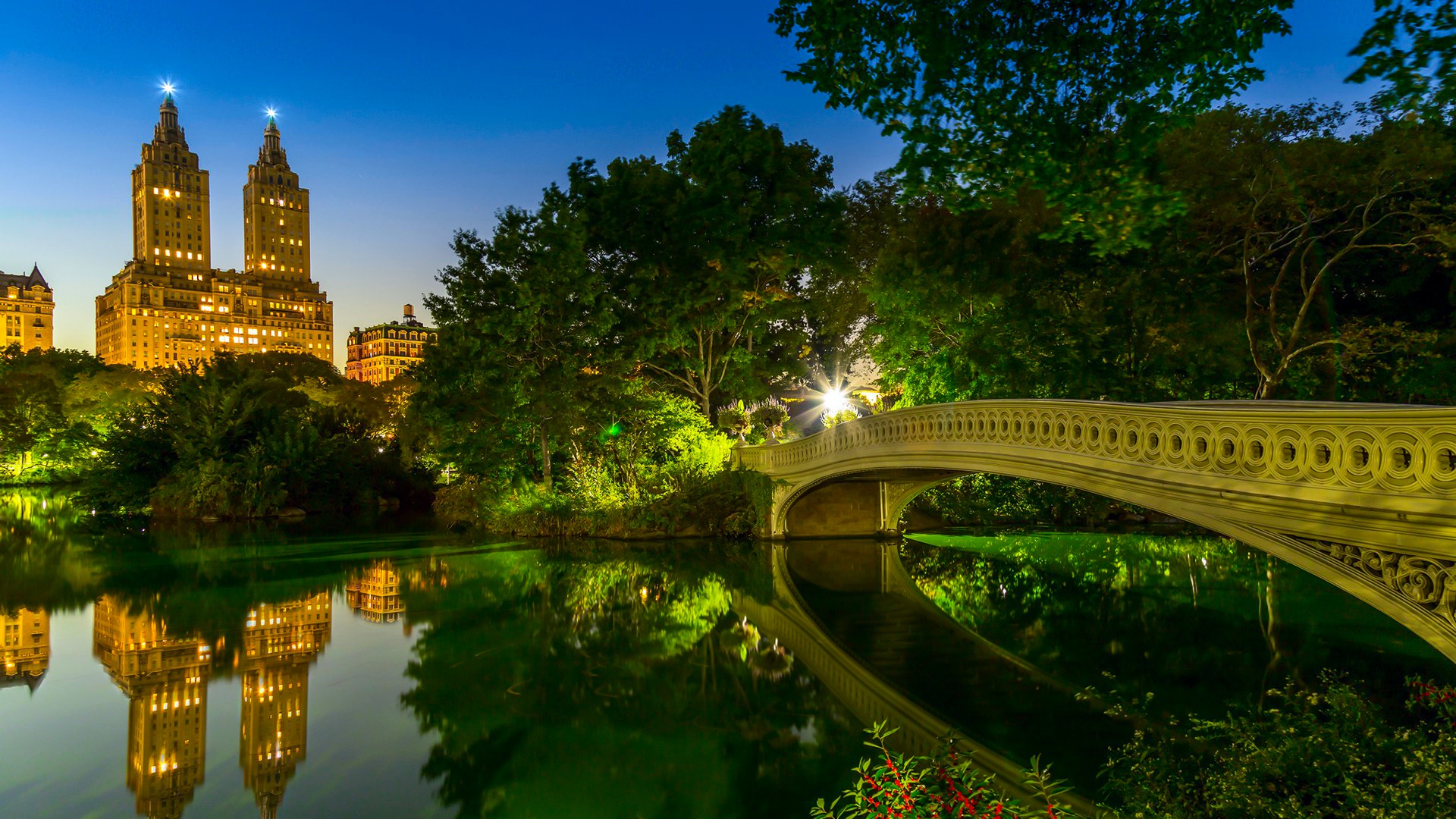 Bow Bridge (Central Park) - backiee