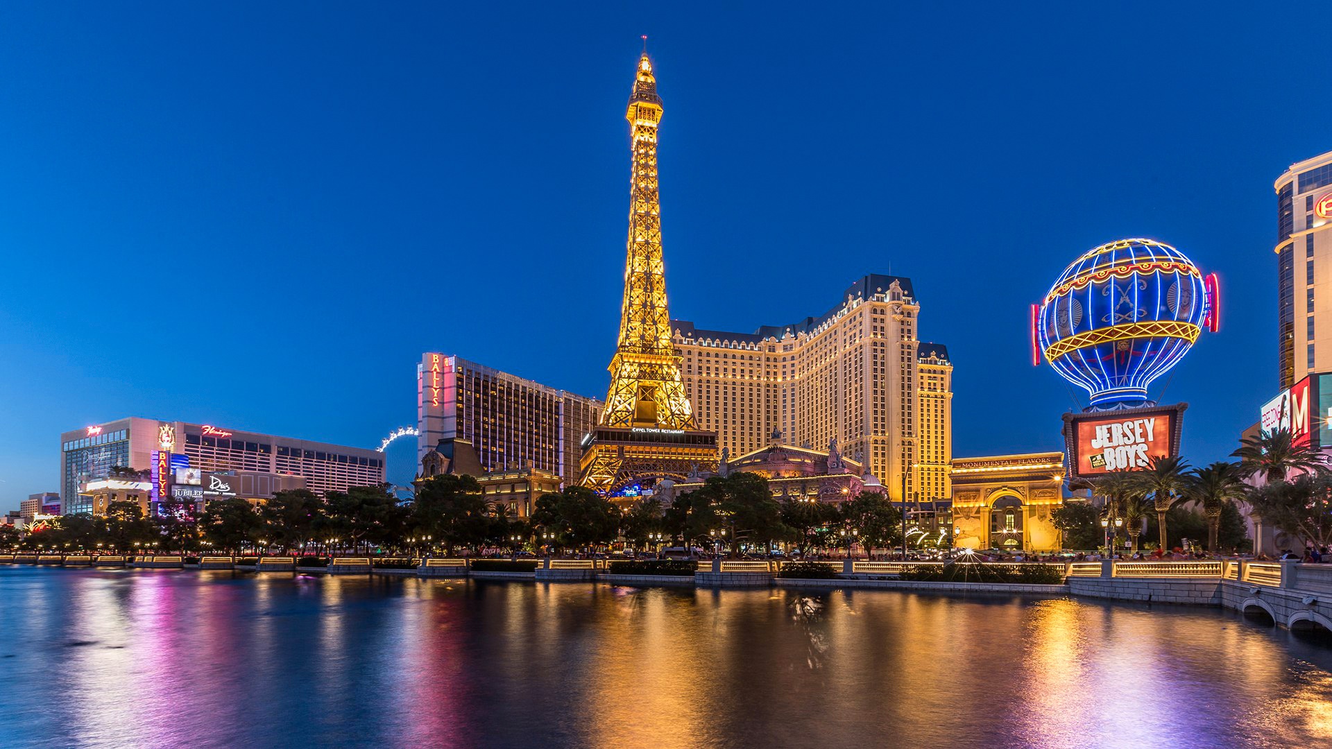 paris-las-vegas-hotel-casino-wallpaper-backiee