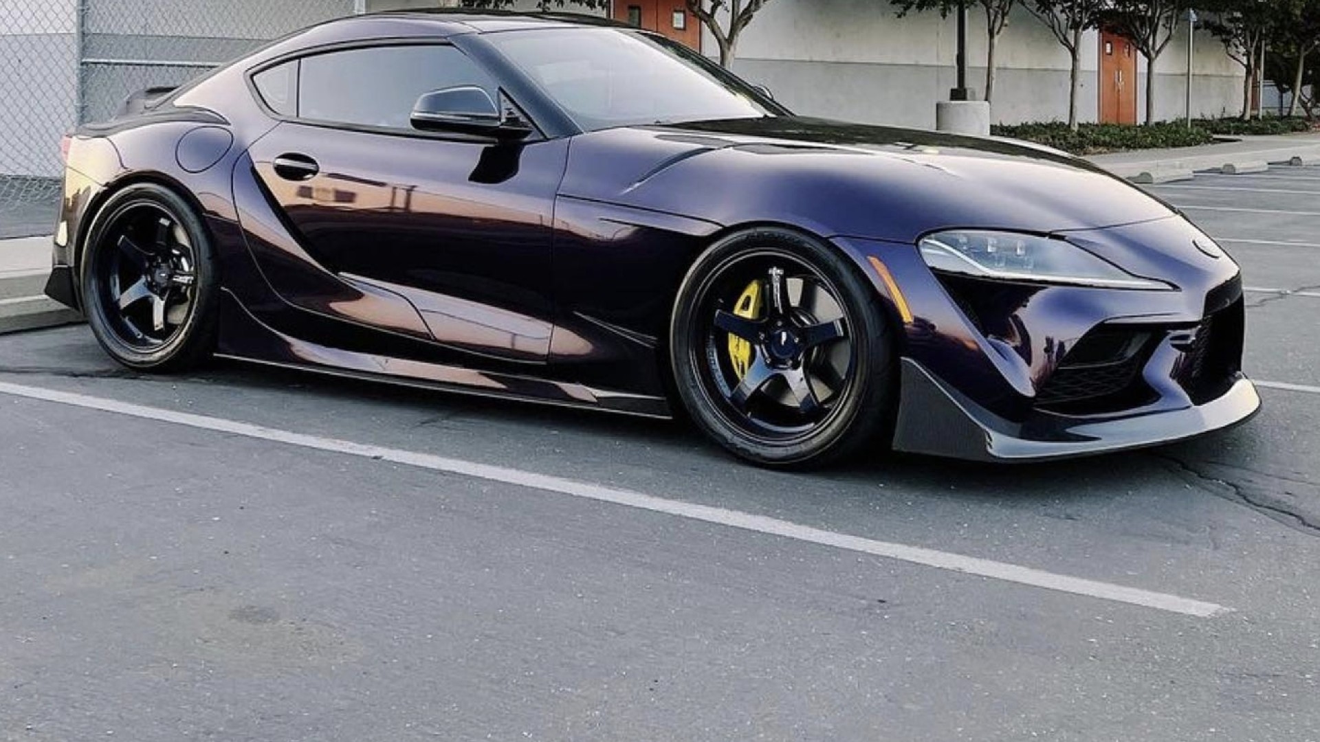 Toyota Supra - backiee