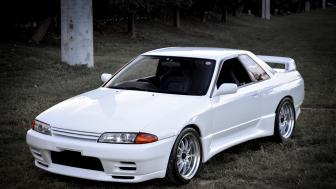 White Nissan Skyline R32 wallpaper