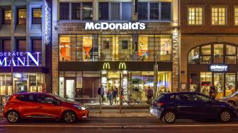 Mc Donalds restaurant wallpaper