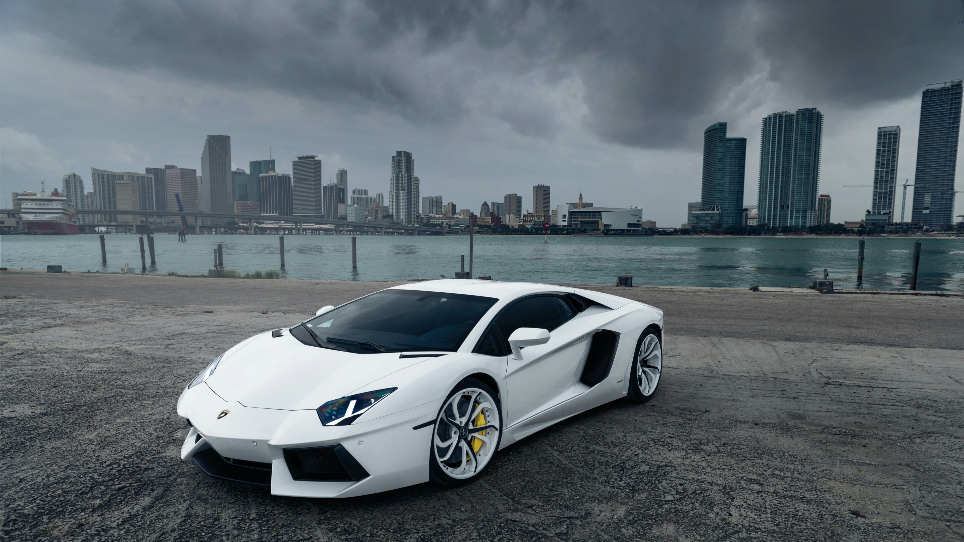 Lamborghini aventador white