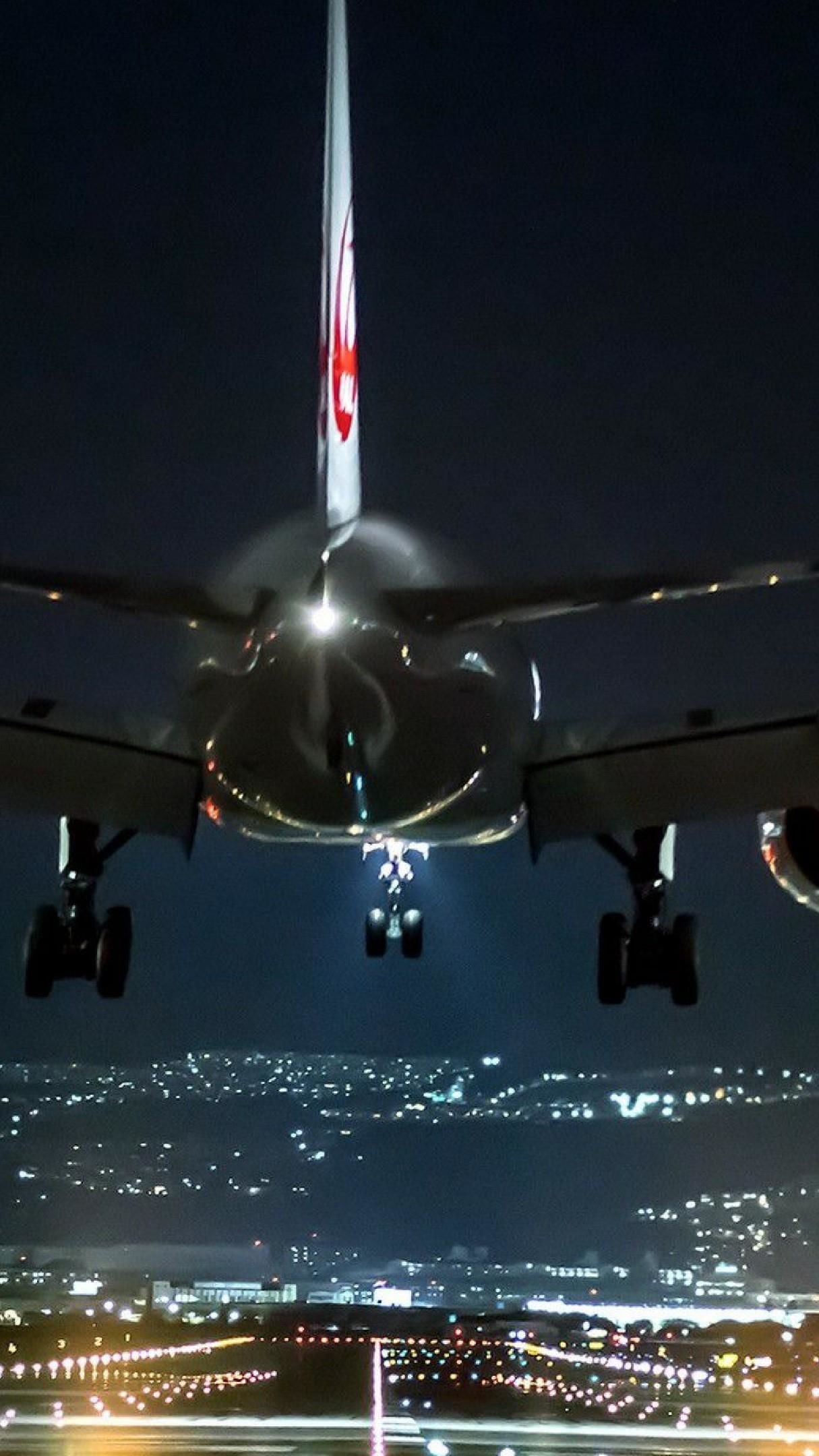 Airplane Landing At Night ️ Wallpaper Backiee