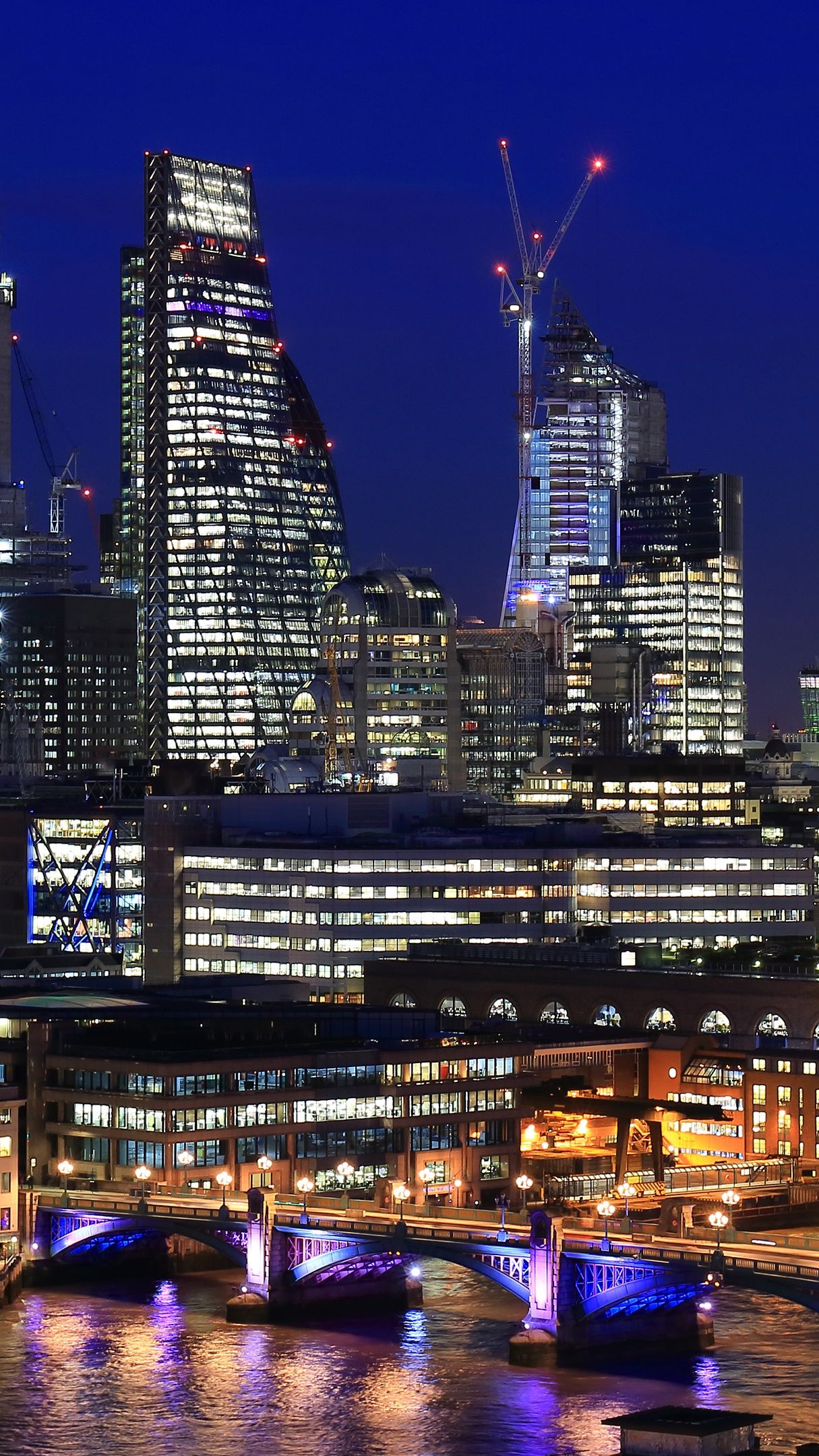 London's financial district at night wallpaper - backiee