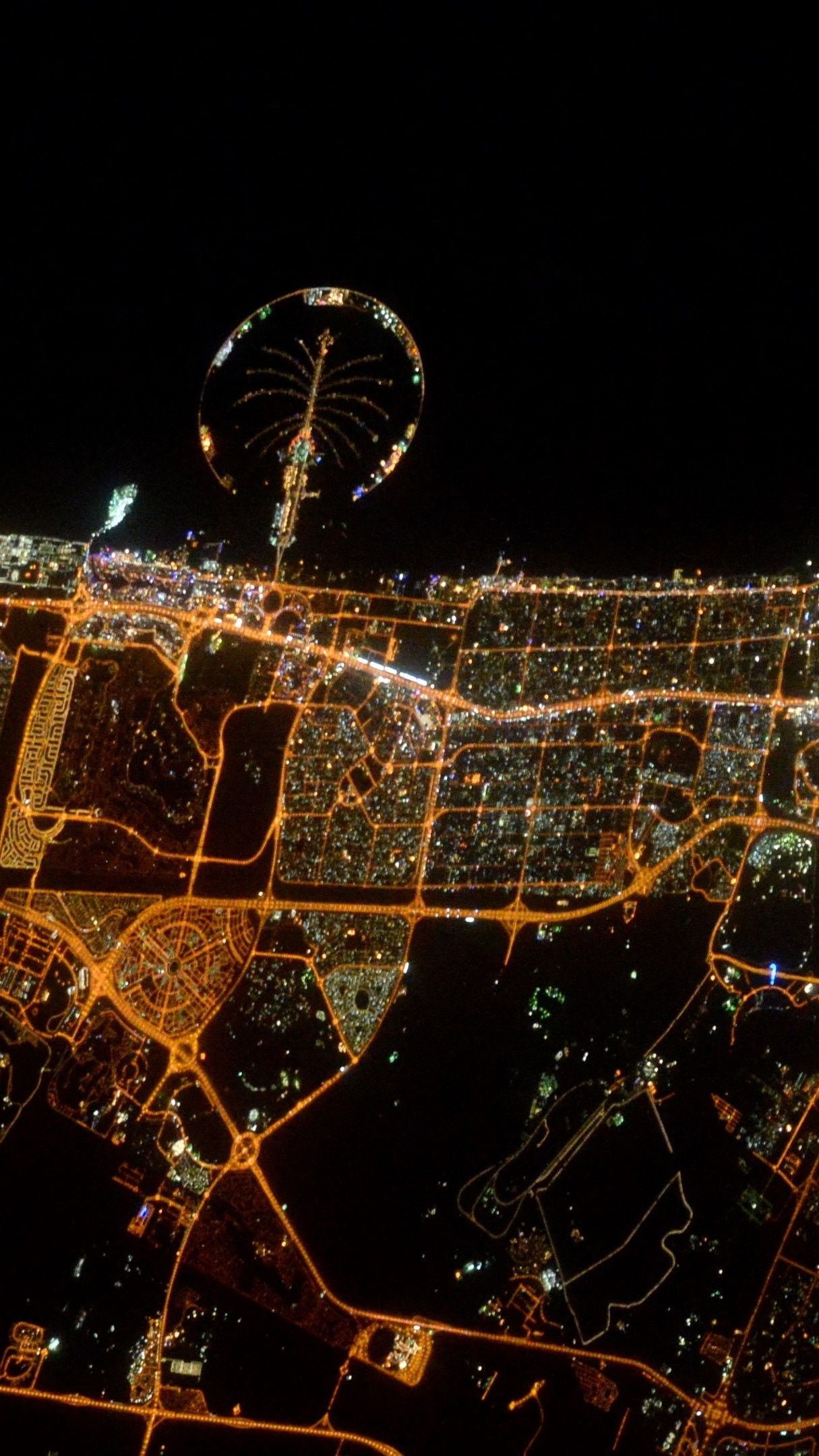 Dubai from the space - backiee
