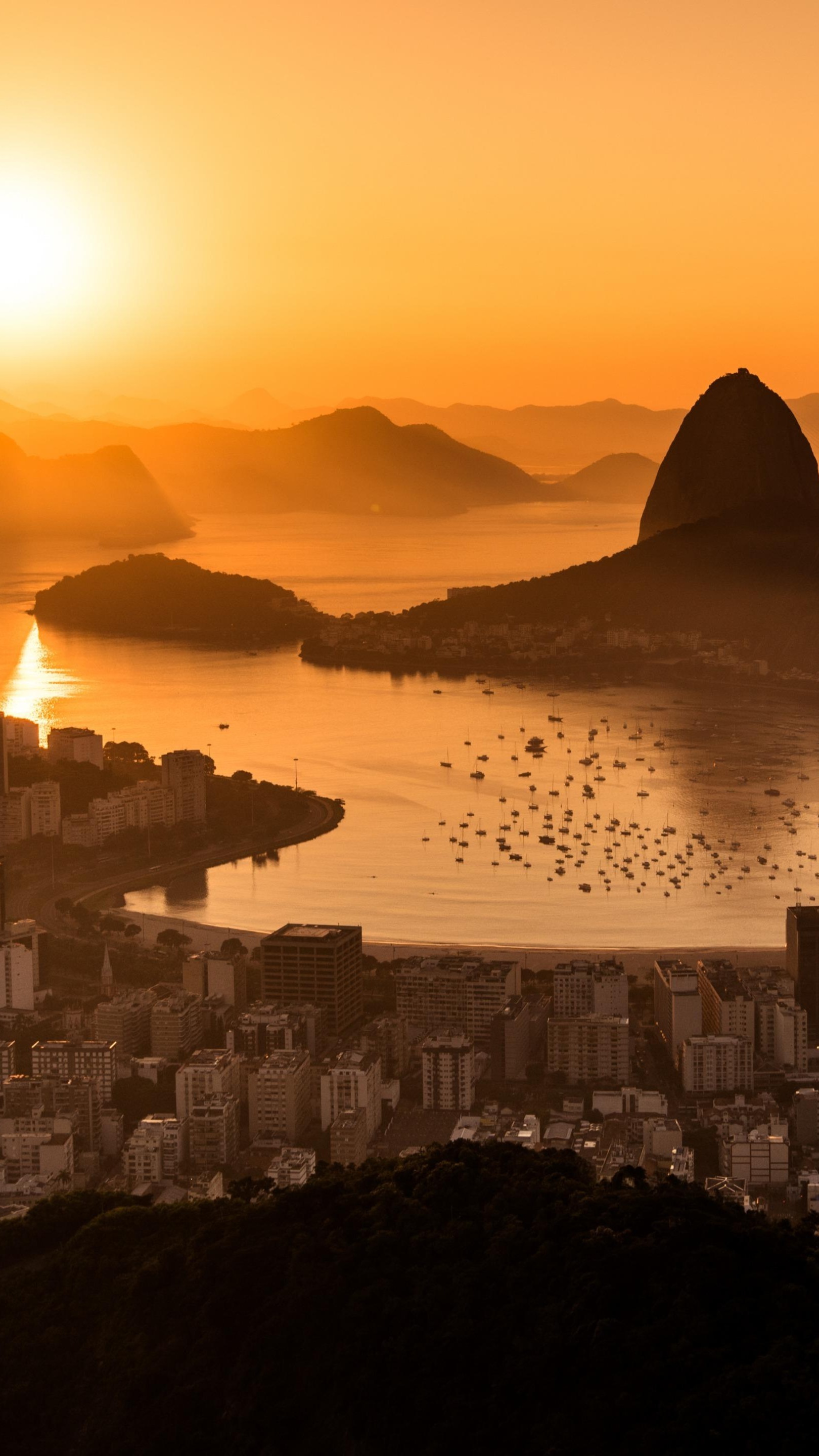 Sunrise in Rio de Janeiro - backiee