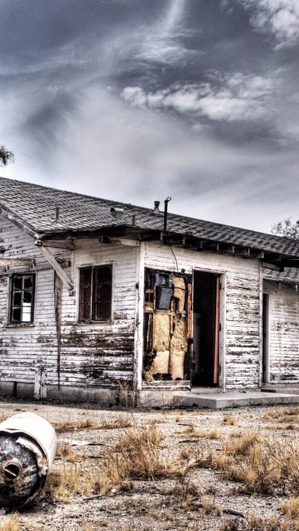 Abandoned haunted house in Fort Collins, Northern Colorado