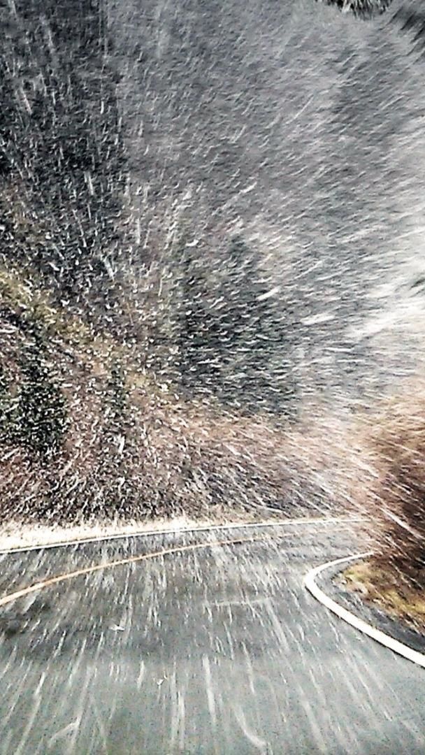 Swirling snow - backiee