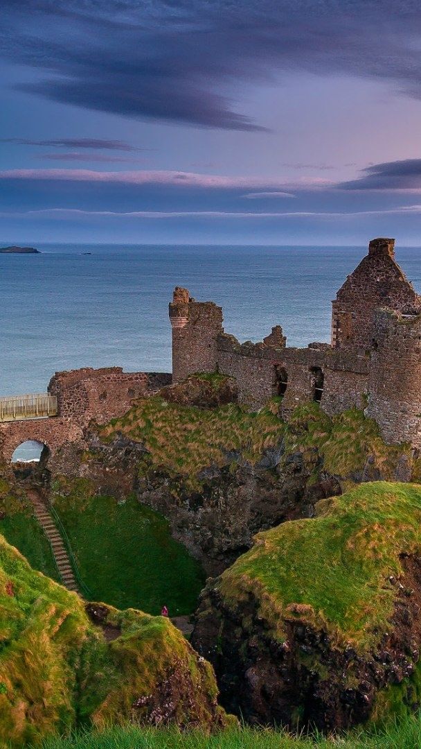 Dunluce, Dunluce Castle - backiee