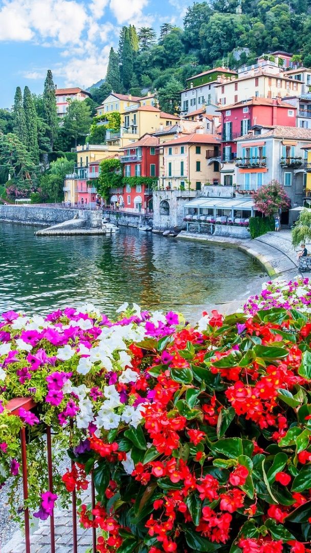 Lake Como wallpaper - backiee