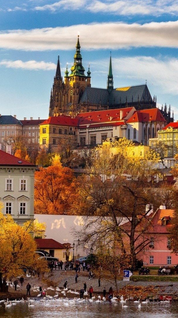 Prague Castle At Fall Wallpaper Backiee