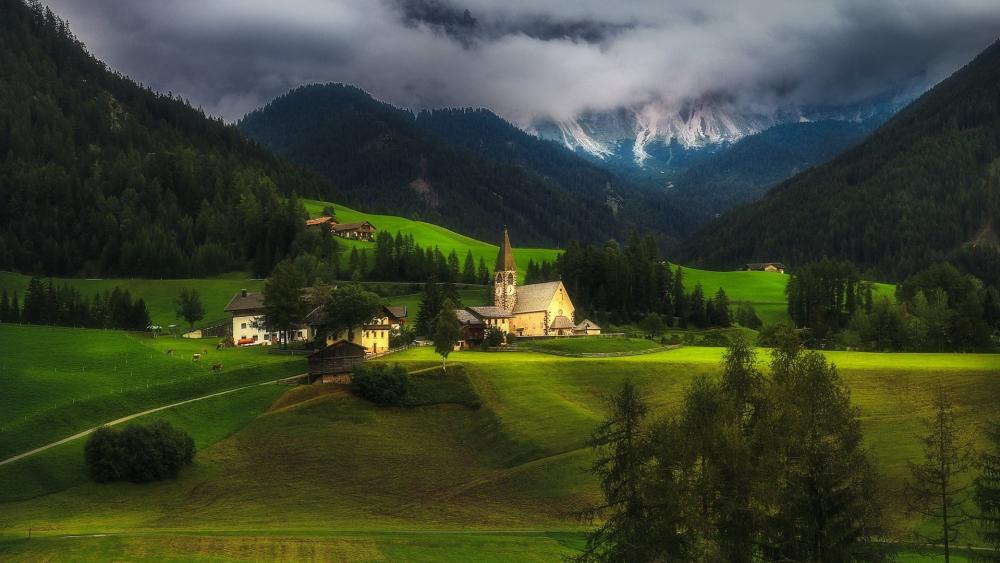 Santa Maddalena, Funes valley wallpaper