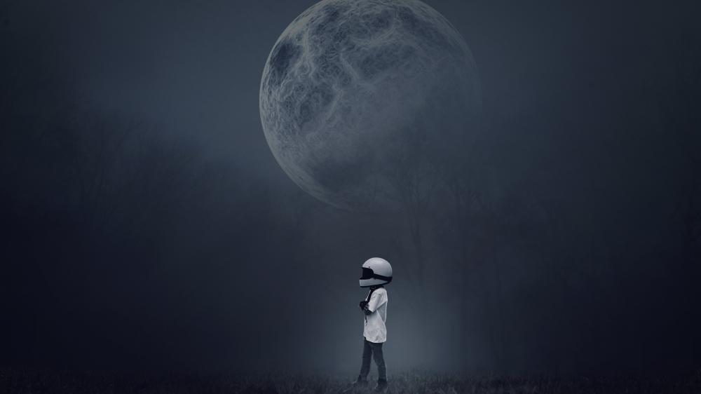 moon-alone-boy-dream-helmet-foggy wallpaper