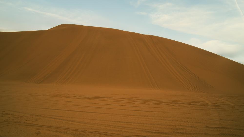 SAND AND SKY wallpaper