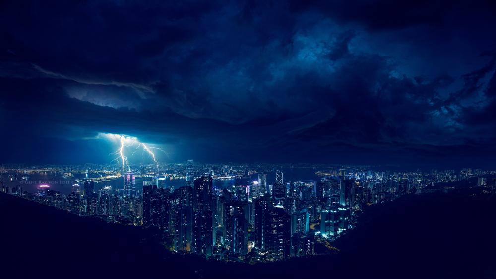 Lightning strikes over Hong Kong skyline wallpaper