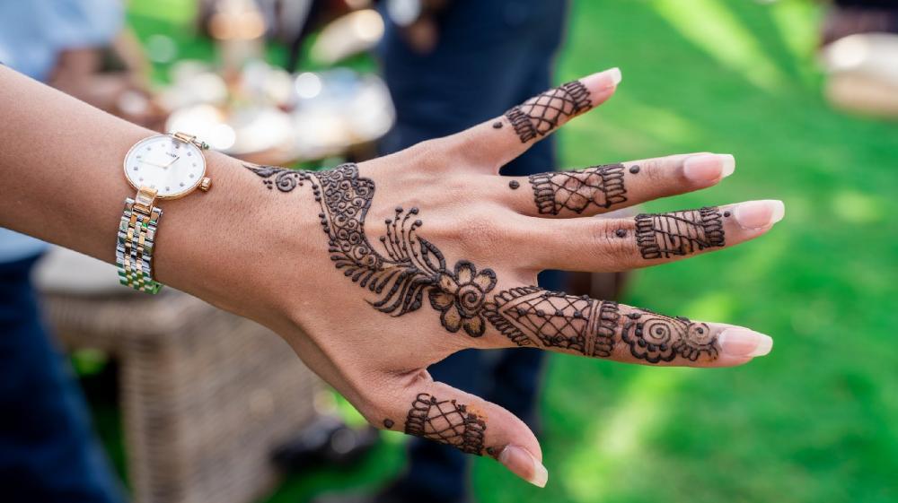 HD wallpaper: henna, mehndi, mehndi designs, indian, tattoo, ornamental,  intricate | Wallpaper Flare