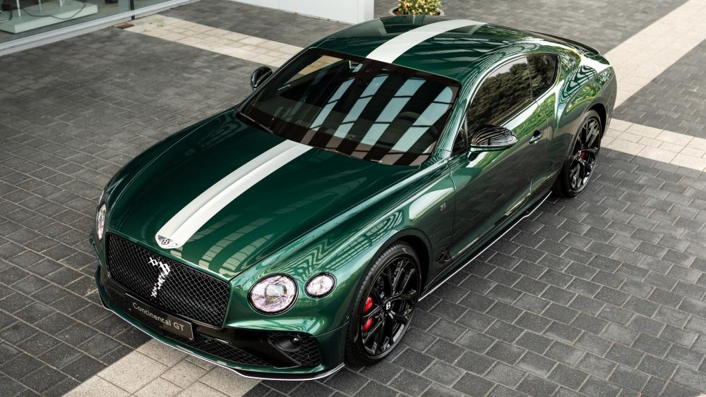 Elegance in Emerald - Bentley Continental GT wallpaper