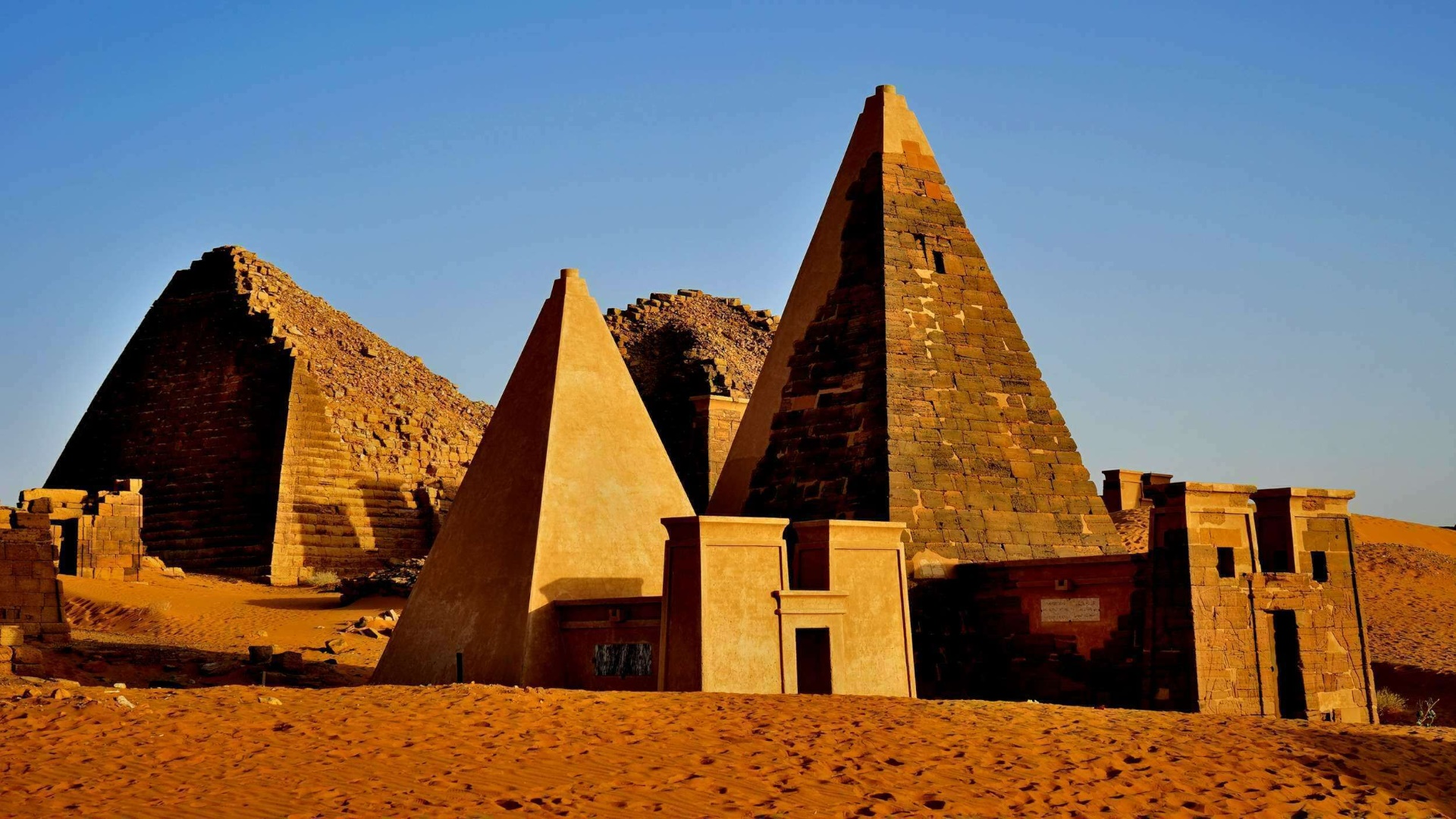 Pyramids Of Meroe In Bajrawiya Sudan Backiee