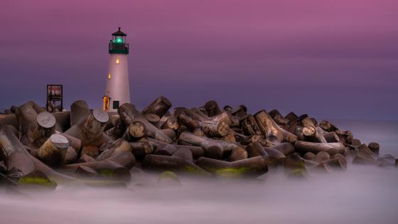 Breakwater Lighthouse wallpapers backiee