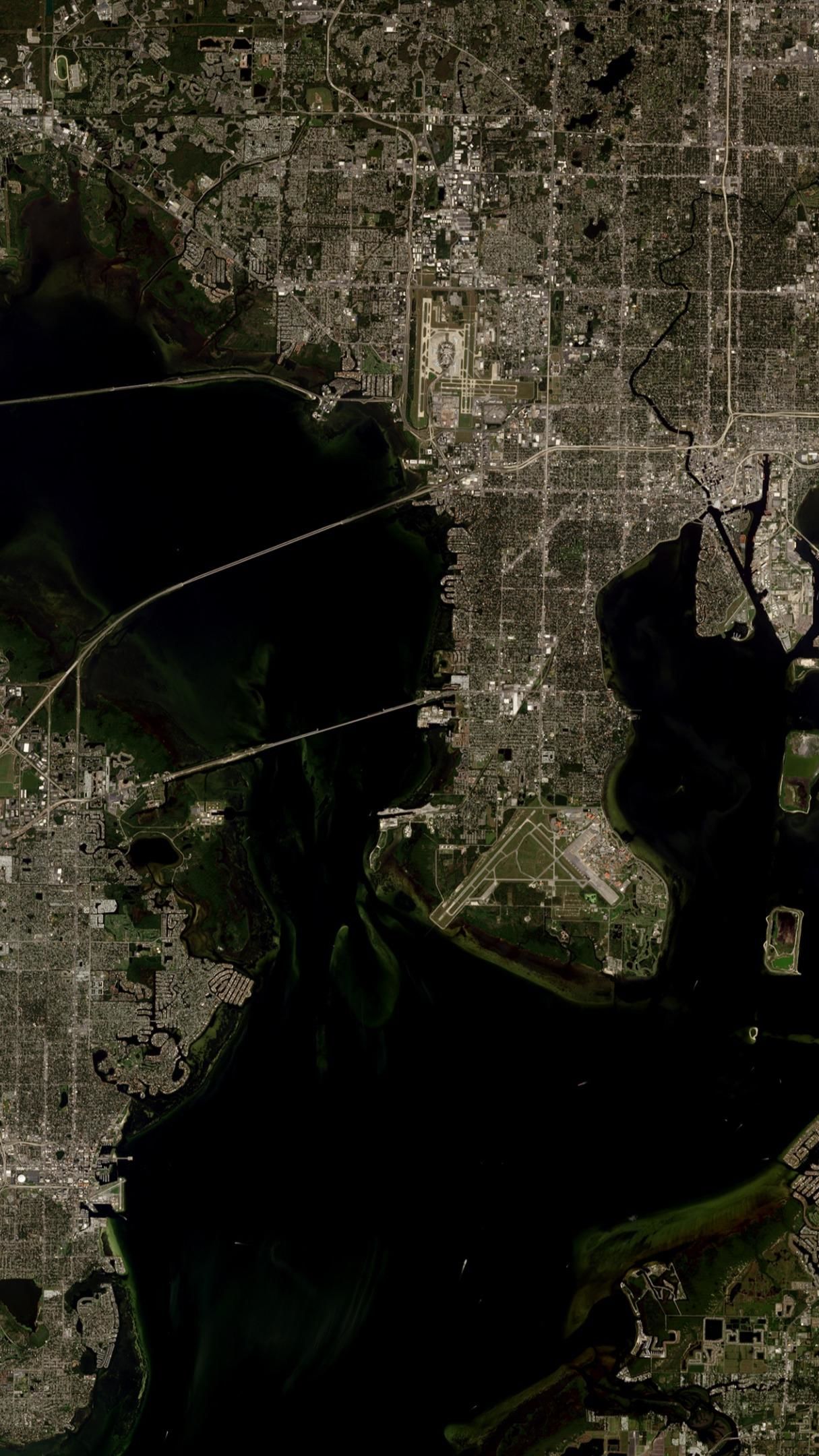 Landsat 8 Satellite Image Of The Tampa Bay Area Wallpaper - Backiee