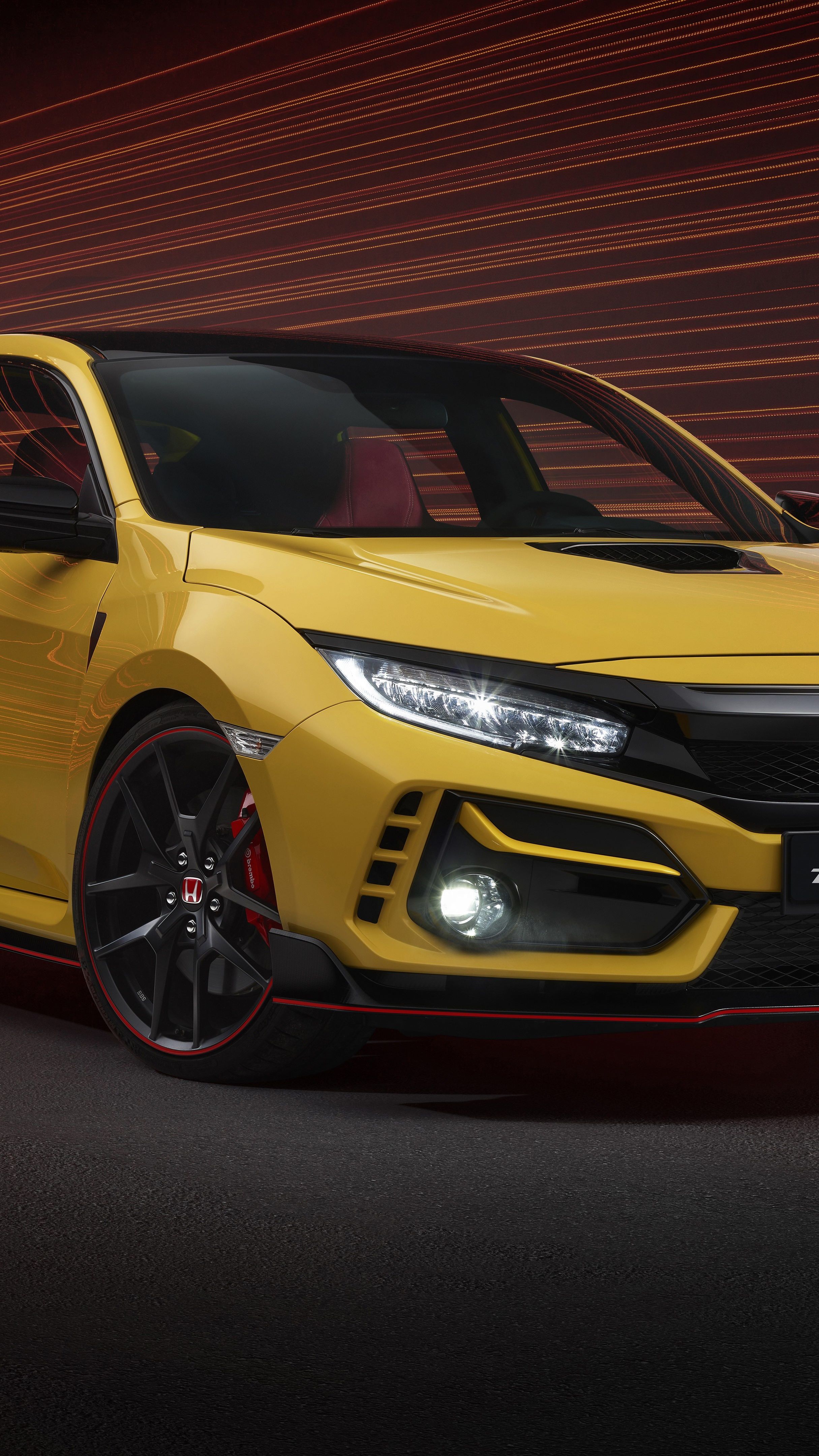 Electrifying Speed Honda Civic Type R - backiee